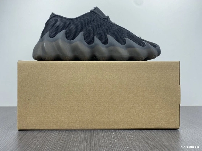 400 ADIDAS YEEZY H68032 0812